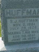 Manna T Huffman