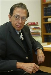 Luis Javier Garrido on Sysoon