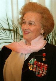Nadezhda Popova on Sysoon