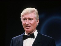 Peer Augustinski on Sysoon