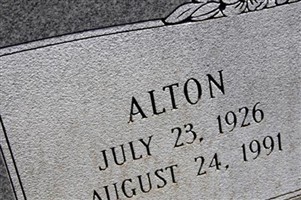 Alton Hurst