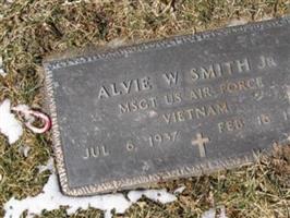 Alvie W Smith, Jr