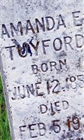 Amanda E Tuyford