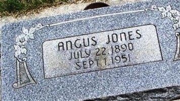 Angus Jones
