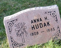 Anna H Hudak