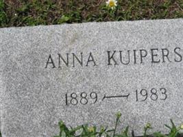 Anna Kuipers