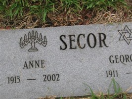 Anne Secor (2160810.jpg)