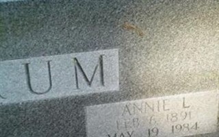 Annie L Crum
