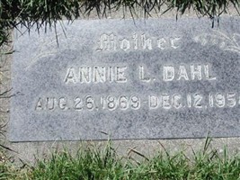 Annie L Dahl