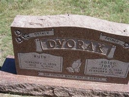 Anton "Tony" Dvorak (1872972.jpg) Anton "Tony" Dvorak (1872972.jpg)