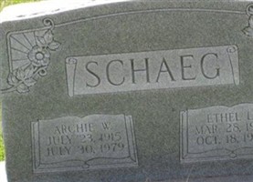 Archie W Schaeg