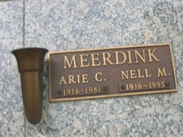 Arie C Meerdink