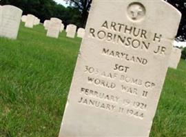 Arthur H Robinson, Jr