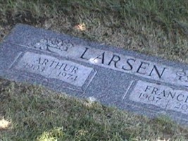 Arthur Larsen