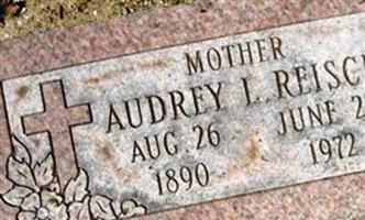 Audrey Reisch Audrey Reisch