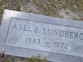 Axel E Lundberg