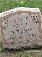 Axel L. Peterson