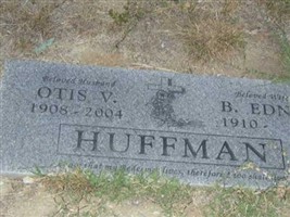 B. Edna Huffman