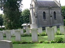Bavelincourt Communal Cemetery (CWGC)