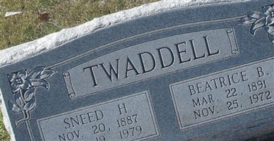 Beatrice B. Twaddell (2394503.jpg) Beatrice B. Twaddell (2394503.jpg)