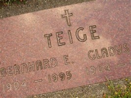 Bernhard E Teige