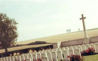 Berthaucourt Communal Cemetery, Pontru