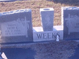 Betty J Weeks