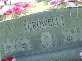 Betty L. Crowell