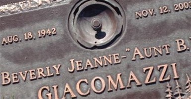Beverly Jeanne Giacomazzi