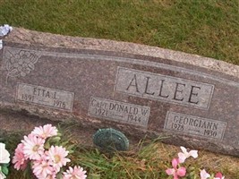 Capt Donald W Allee