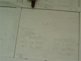 Capt Robert S Gans