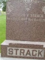 Caroline Strack