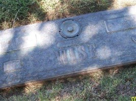 Charlie C Wise