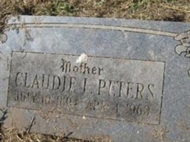 Claudia Peters