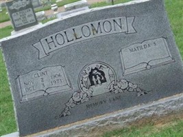 Clint Hollomon