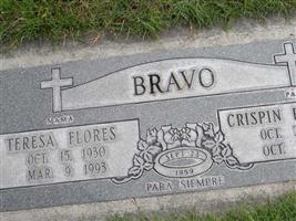 Crispin R Bravo