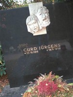 Curd J?rgens