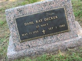 Dahl Ray Decker