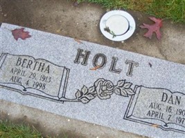 Dan Holt Dan Holt