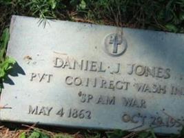 Daniel J Jones