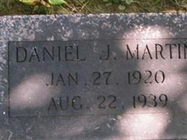 Daniel J Martin