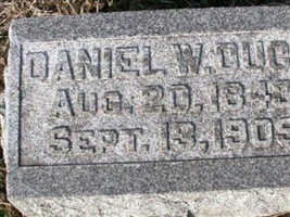 Daniel W Duck