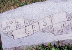 Daniel W Geist Daniel W Geist