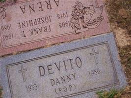 Danny DeVito (1919245.jpg)