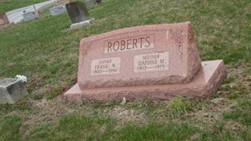 Daphne Mae Harris Roberts