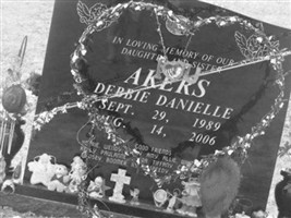 Debbie Danielle Akers