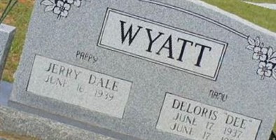 Deloris "Dee" Wyatt