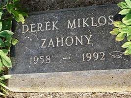 Derek Miklos Zahony