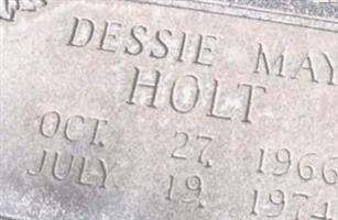 Dessie Holt