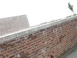 Dochy Farm New British Cemetery
